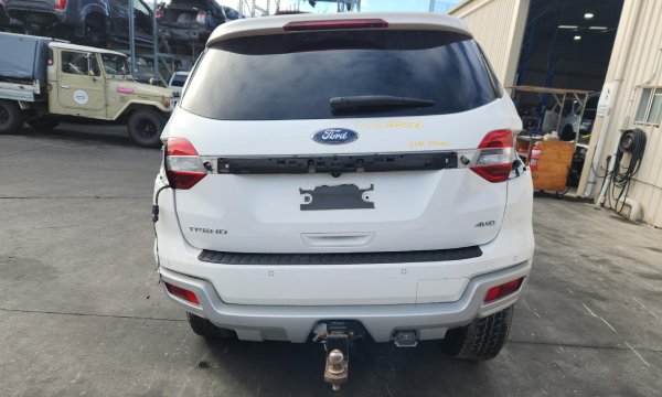 Free Towing and Cash for Your Vehicle (5)
